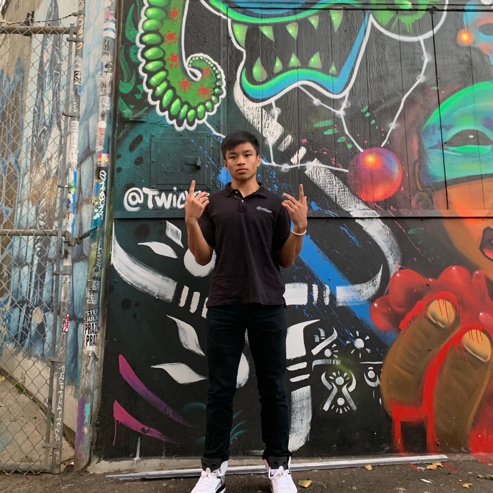 Meet your Posher, Jeremiah